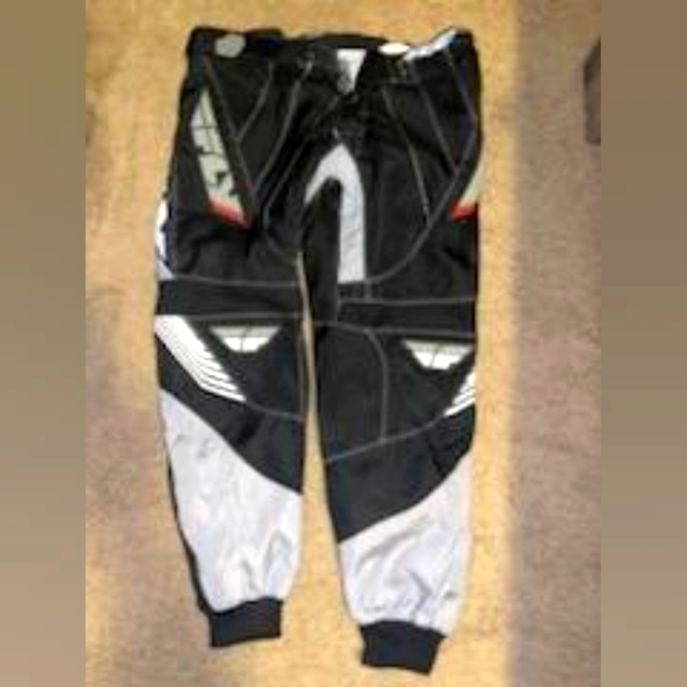 Fly Racing Men's Padded Pants. - Picture 2 of 4